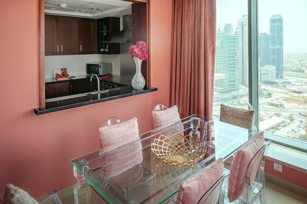 Dream Inn - Apartment With Private Terrace, 29 Boulevard Downtown ドバイ エクステリア 写真
