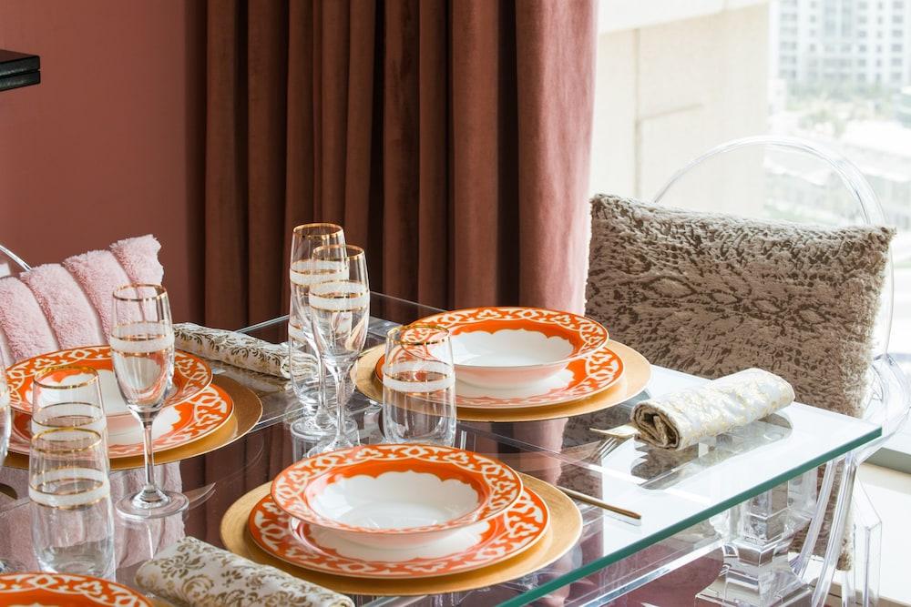 Dream Inn - Apartment With Private Terrace, 29 Boulevard Downtown ドバイ エクステリア 写真