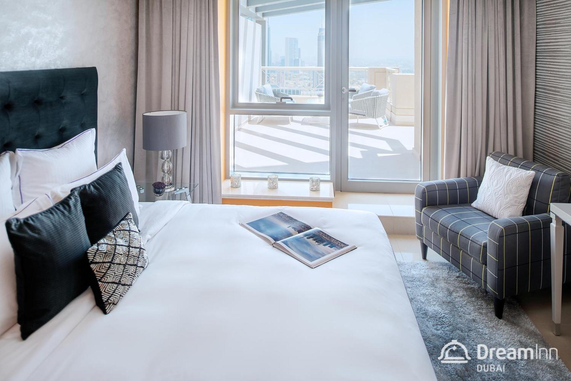 Dream Inn - Apartment With Private Terrace, 29 Boulevard Downtown ドバイ エクステリア 写真